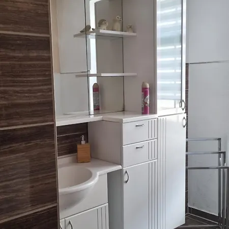 Am Kanuverleih شقة